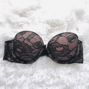 Victoria’s Secret sexy lace bra